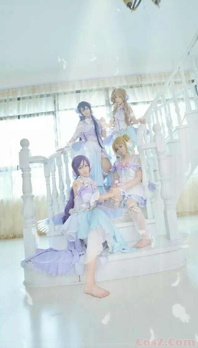 你要和社团的美少女们一起过白色情人节吗？