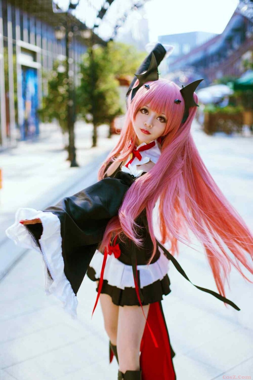 穹妹萝莉怎么看上去很像初音！