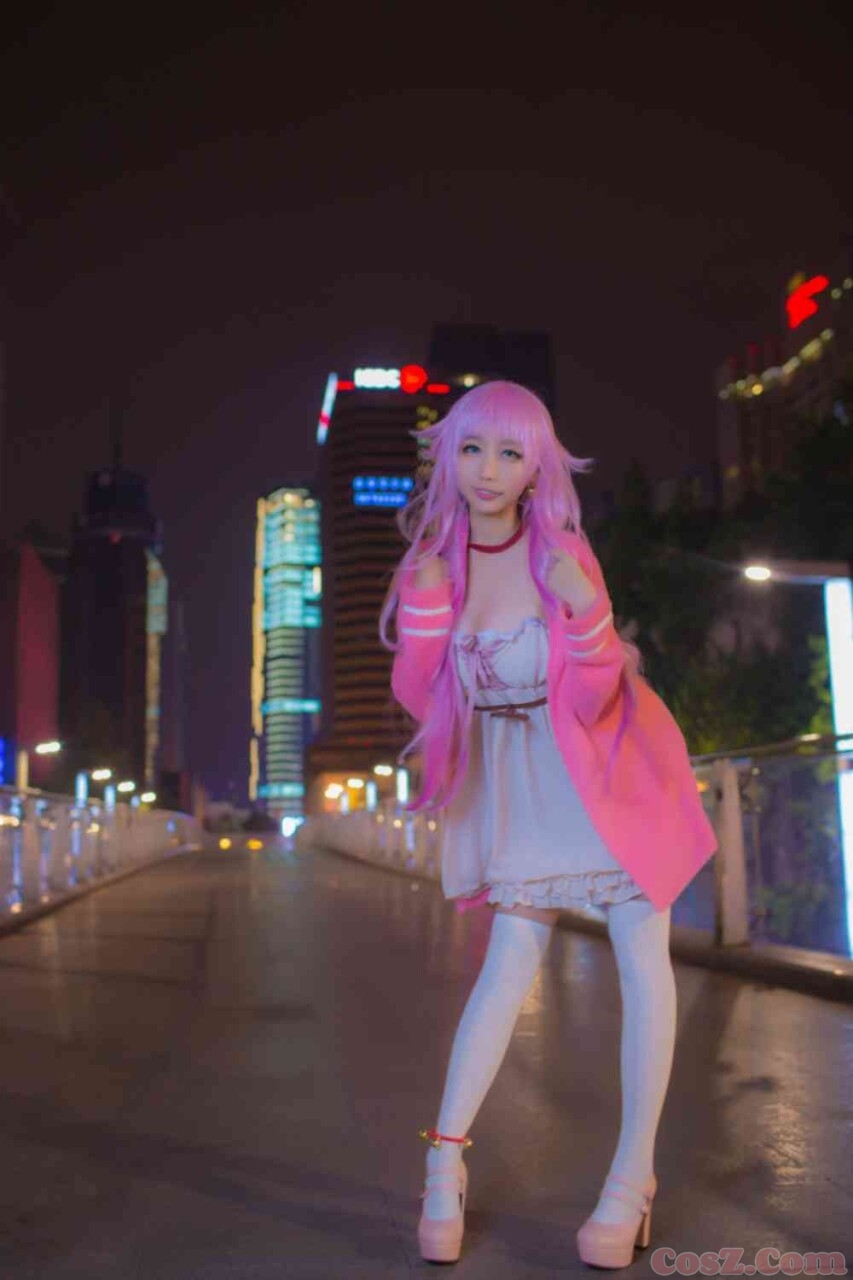 缘之空穹妹站在桥上粉粉萌妹子
