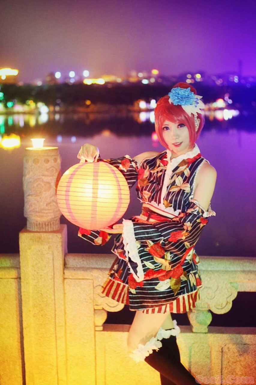 西木野真姬 矢泽妮可太明湖上拿着孔明灯等你！