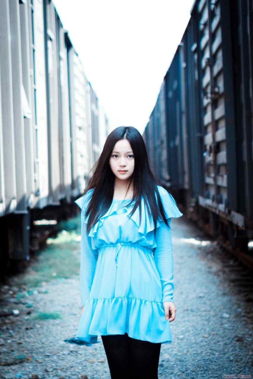 火车侠女主角是不是第一次看？