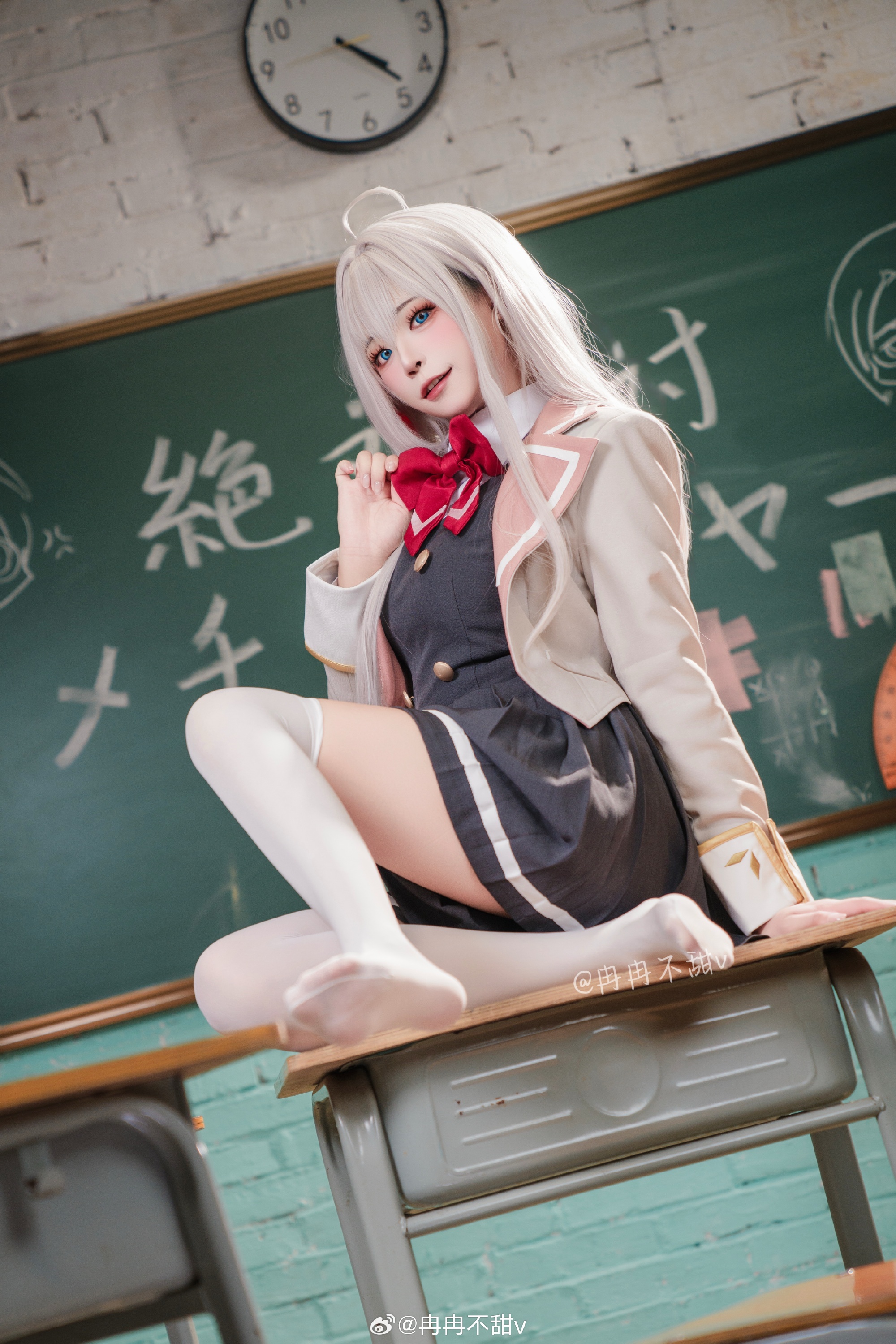 COSPLAY 不时轻声地以俄语遮羞的邻座艾莉同学@冉冉不甜v