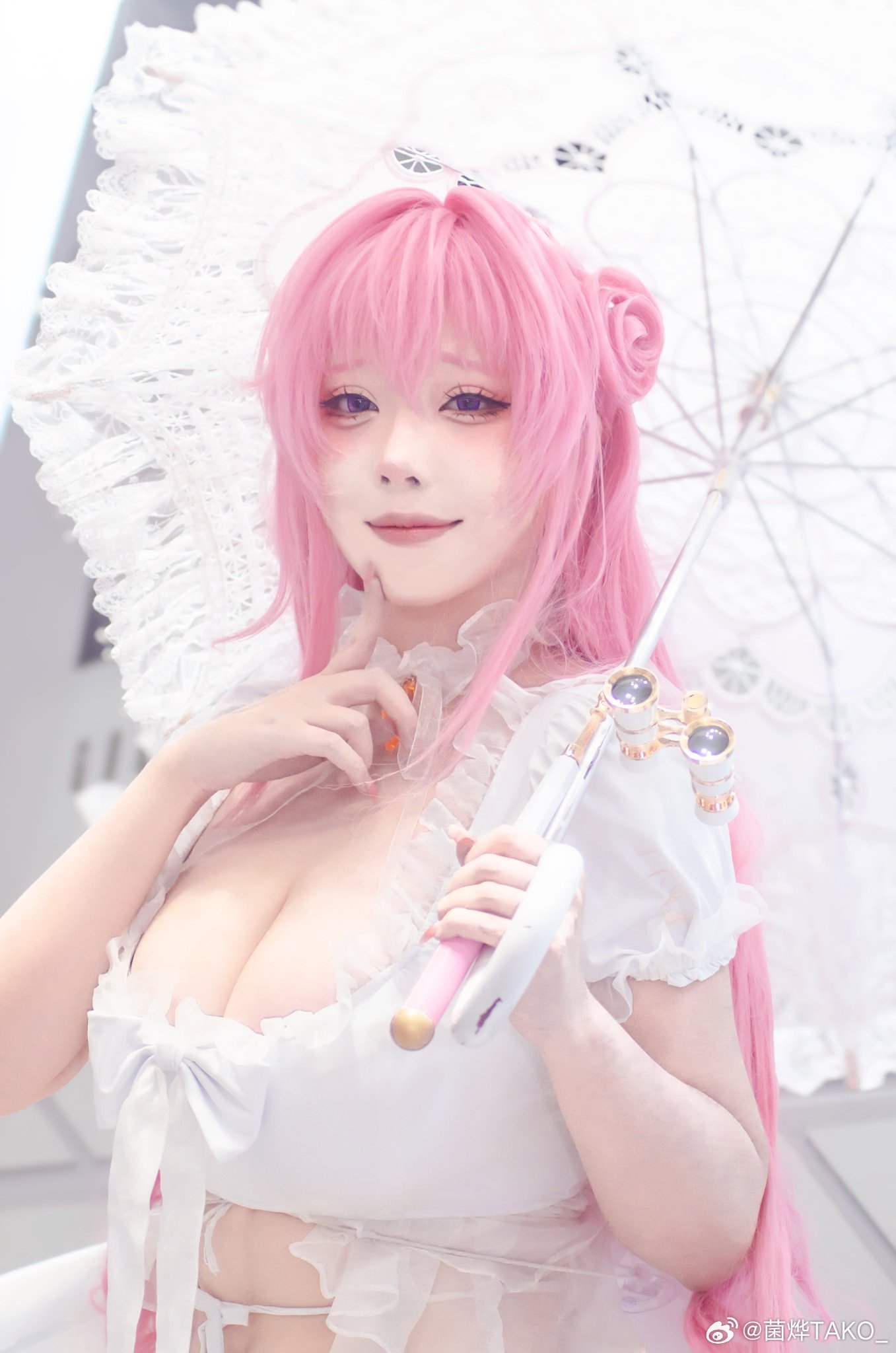 在日本COMIKET妮姬展台担当了桃乐丝！@菌烨TAKO_